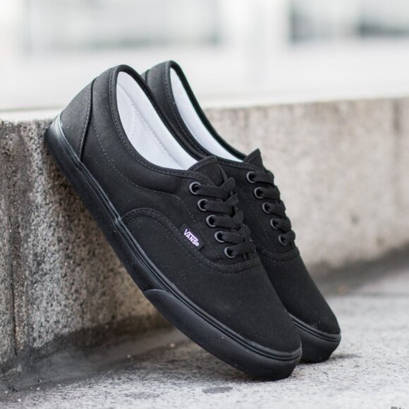 Vans Women's LPE in Black/ Black - Picture 1 of 6